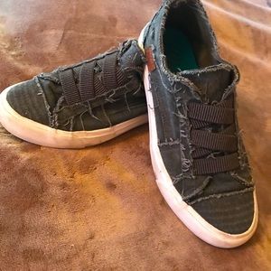 Blowfish Marley Gray Size 7